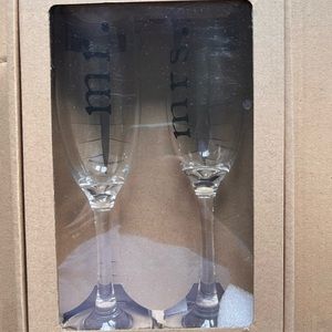 Mud pie champagne glasses